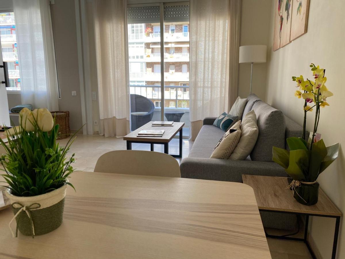 Precioso Y Tranquilo Apartamento Zona Alta Diagonal Barcelona Luaran gambar